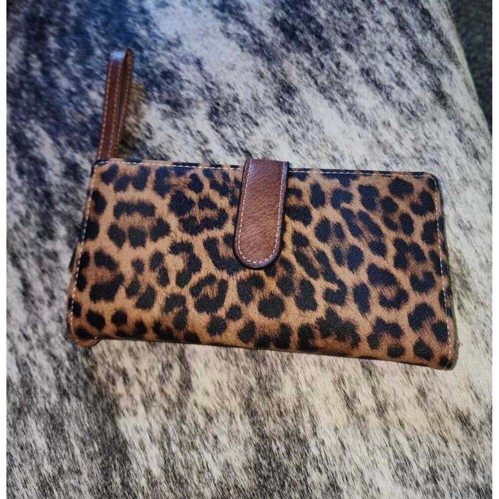 long wallet - Picture 1 of 3
